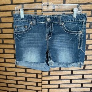 Amethyst Denim Shorts Size 7